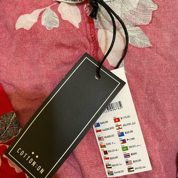 Floral tie up top - Picture 2 of 2